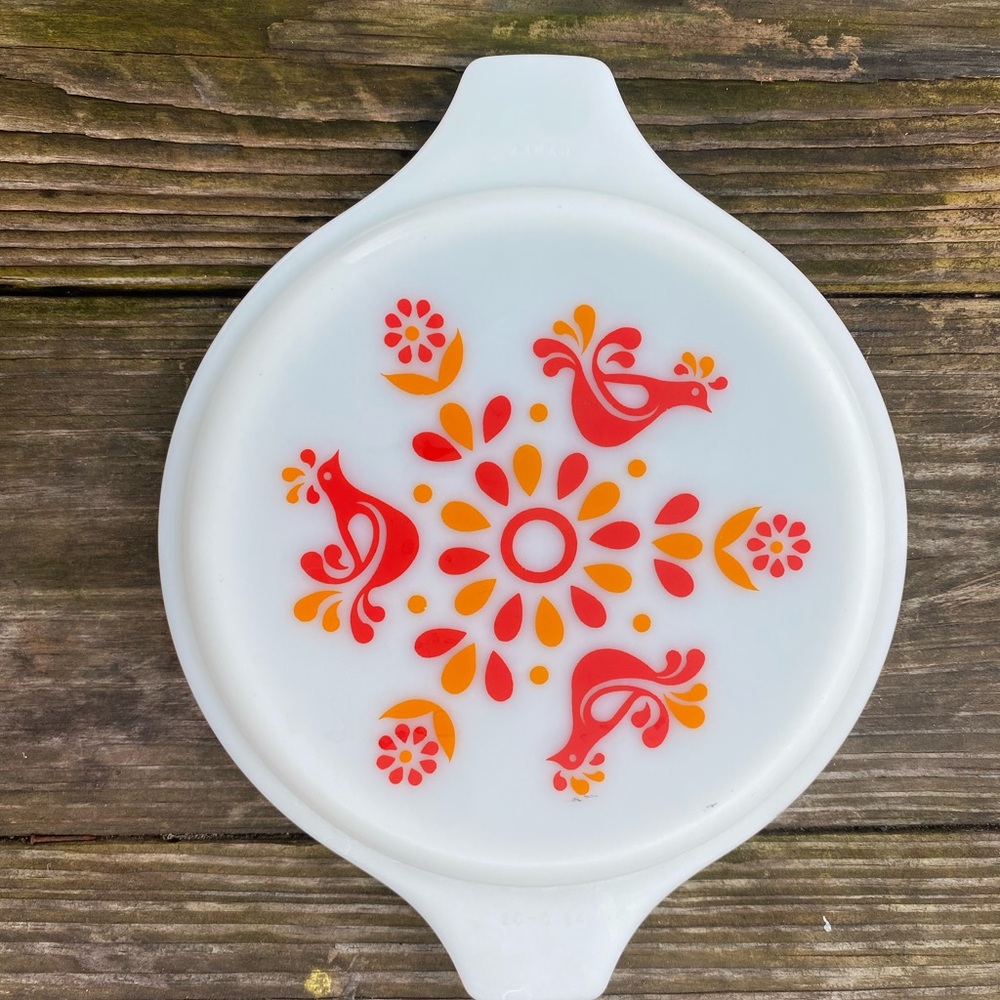 Vintage Pyrex Friendship Bird Design